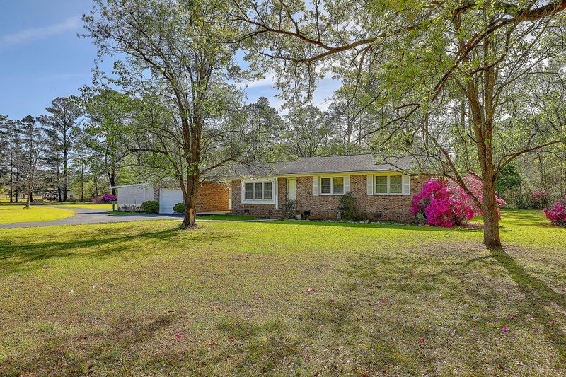 1222 Jedburg Rd, Summerville, SC 29486