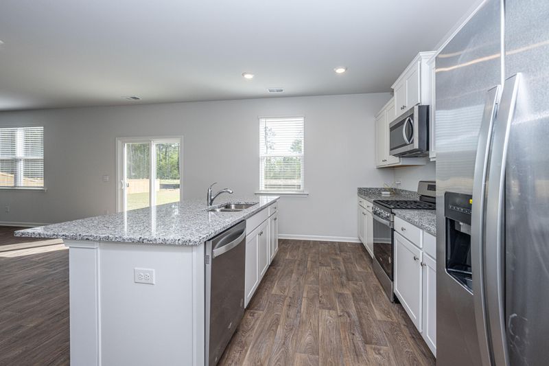 110 Summit View Dr, Summerville, SC 29486