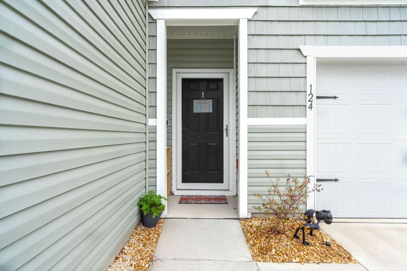 124 Lucky Day Dr, Summerville, SC 29486