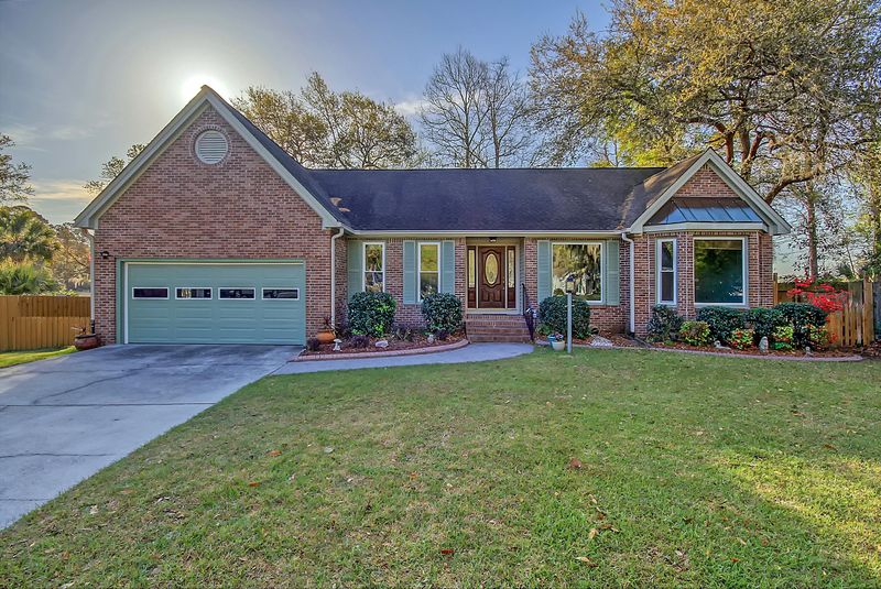 8274 Longridge Rd, Charleston, SC 29418