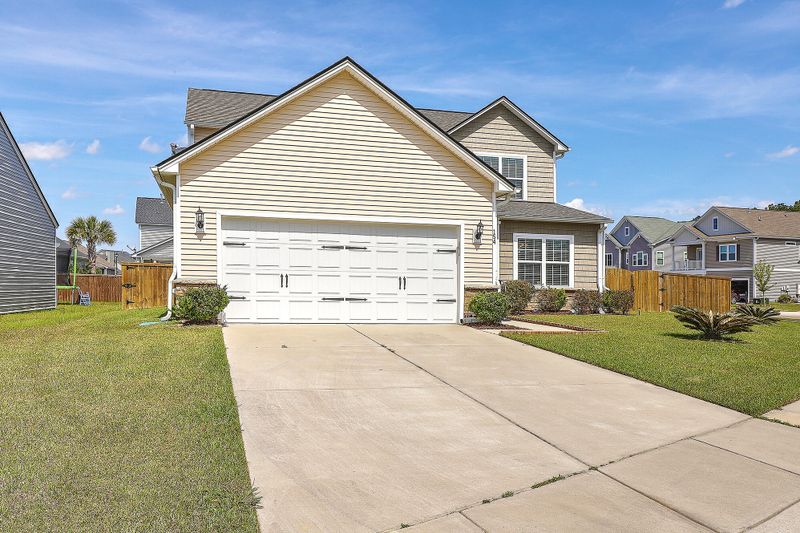 154 Waccamaw Cir, Moncks Corner, SC 29461