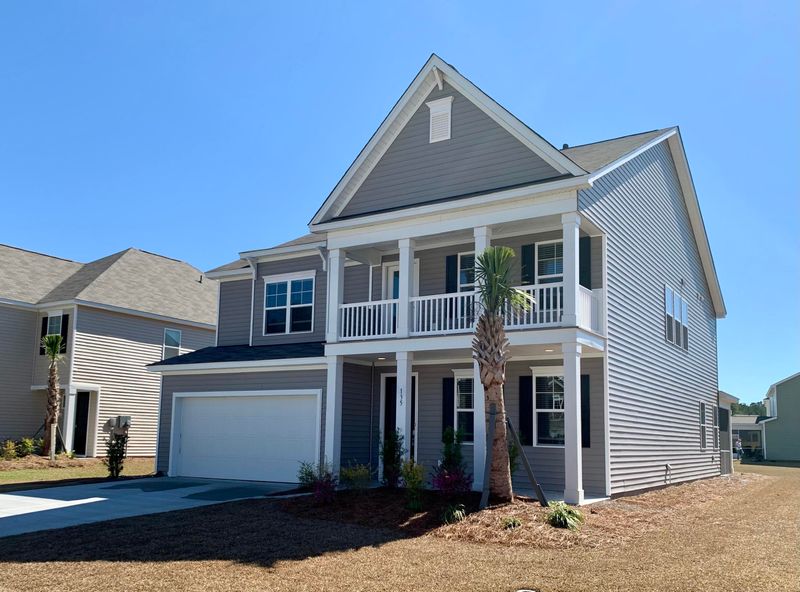 135 Airy Dr, Summerville, SC 29486