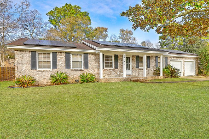1610 Boone Hall Dr, Charleston, SC 29407