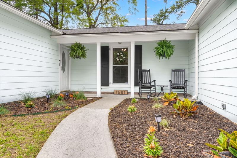 1681 Nantahala Blvd, Mount Pleasant, SC 29464