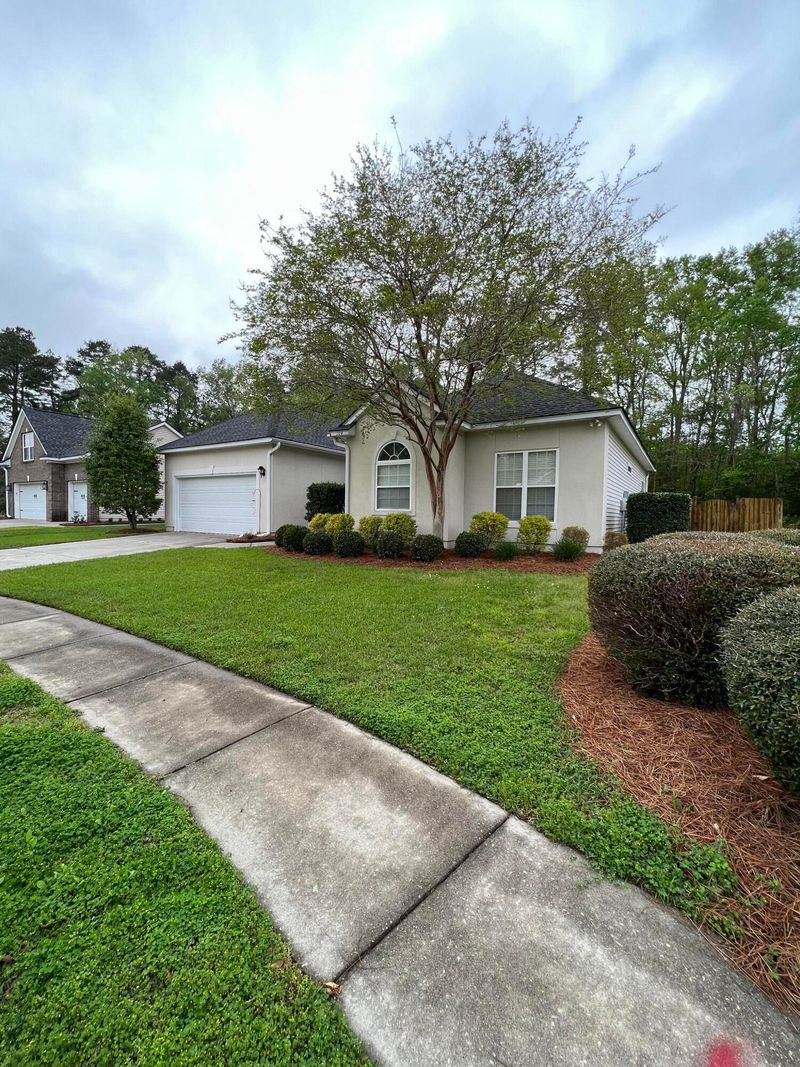 104 High Bridge Rd, Summerville, SC 29485