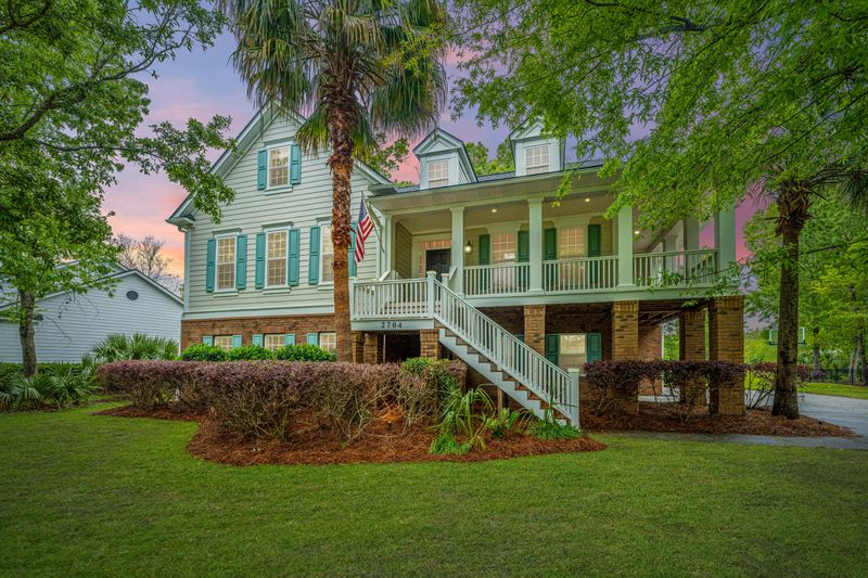 2704 Fountainhead Way, Mount Pleasant, SC 29466