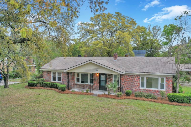 1619 Camp Rd, Charleston, SC 29412