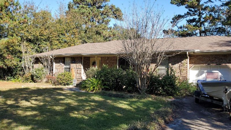 1287 River Rd, Johns Island, SC 29455