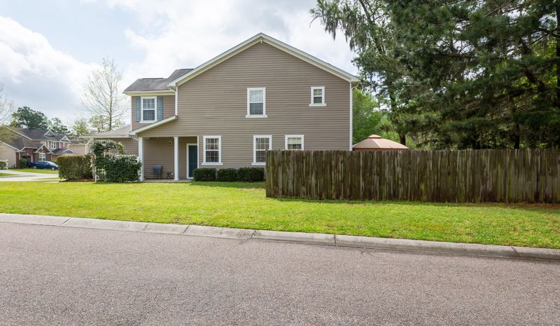 205 Chemistry Cir, Ladson, SC 29456