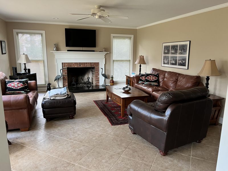 323 Middleton Blvd, Summerville, SC 29485