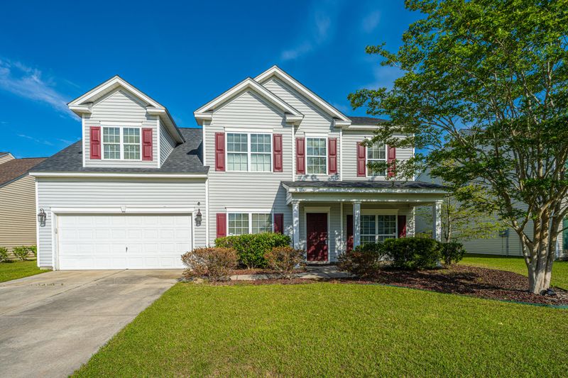 120 Saw Palm Dr, Ladson, SC 29456