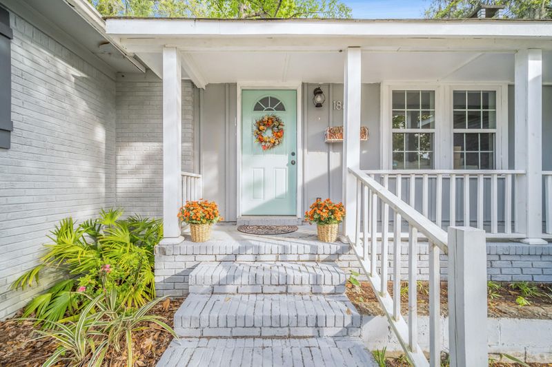 1865 Jaywood Cir, Charleston, SC 29407