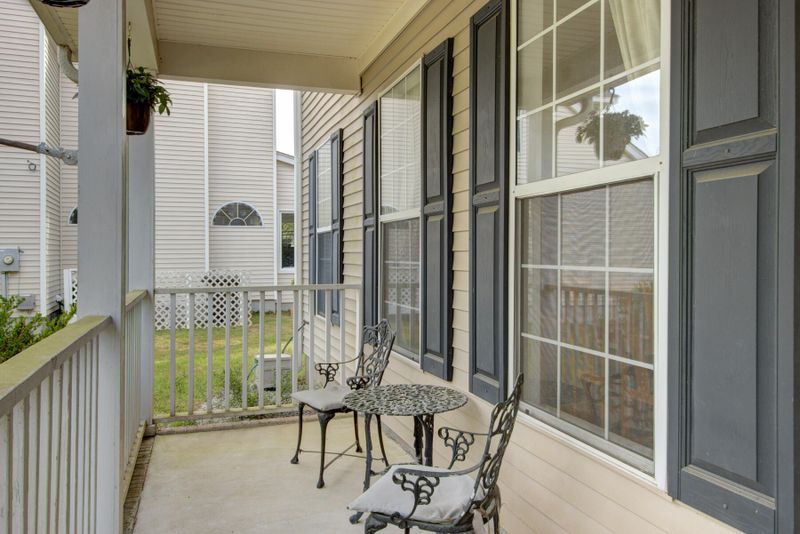 1228 Wild Olive Dr, Mount Pleasant, SC 29464