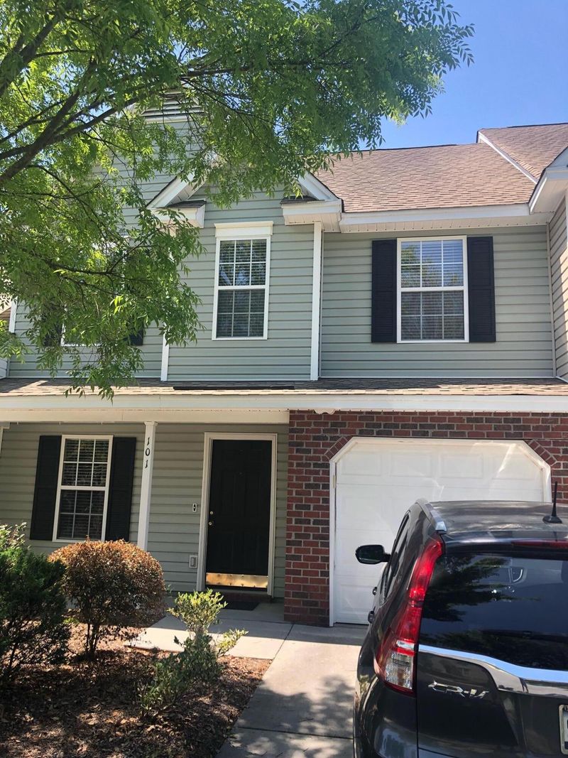 101 Madison Ct, Goose Creek, SC 29445