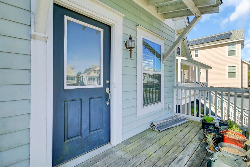 1031 Hunley Waters Cir, North Charleston, SC 29405