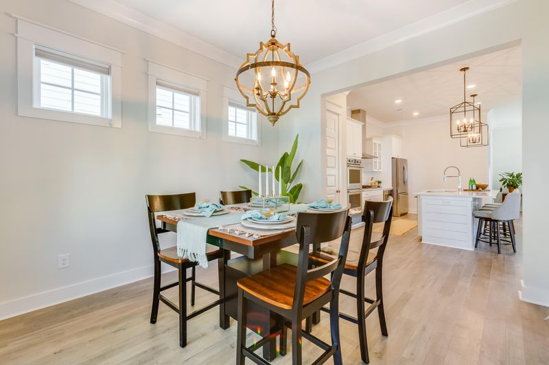 844 Forrest Dr, Charleston, SC 29492