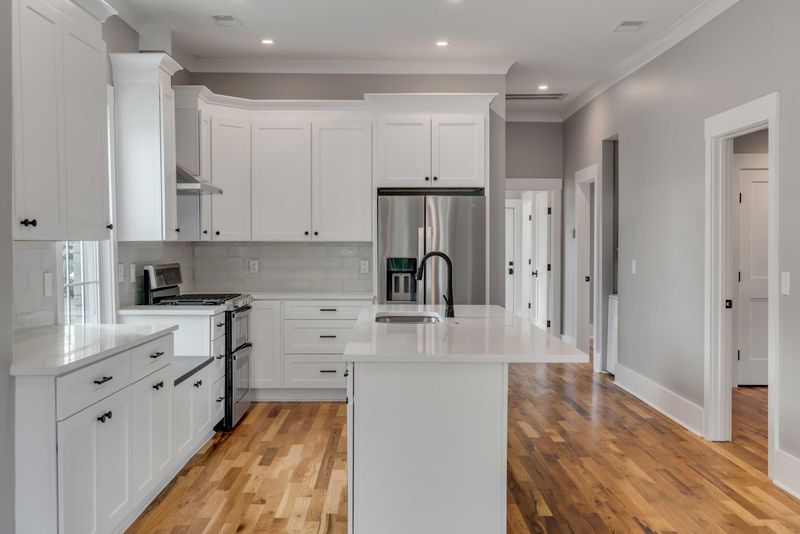 365 Huger St, Charleston, SC 29403