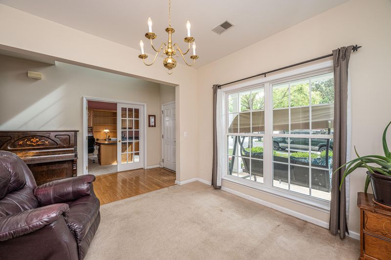 9611 N Carousel Cir, Summerville, SC 29485