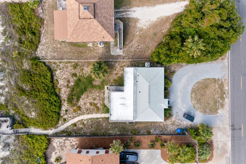 1689 E Ashley Ave, Folly Beach, SC 29439