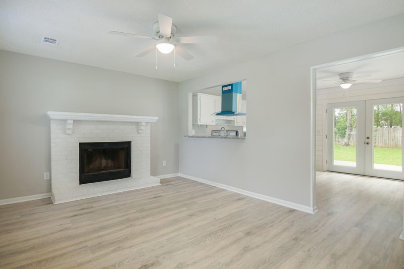 136 William St, Summerville, SC 29486