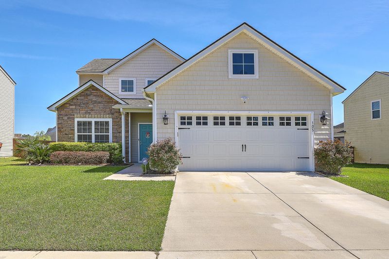 105 Ancestry Ln, Moncks Corner, SC 29461