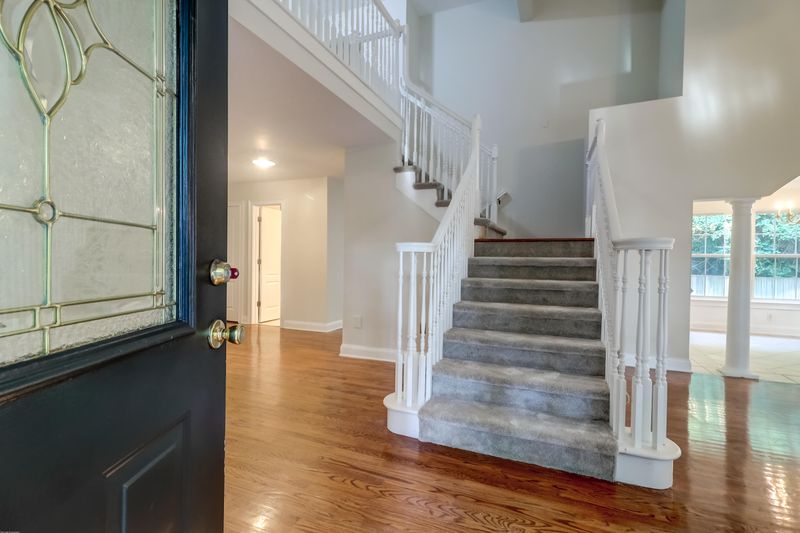 1004 Five Oaks Ct, Charleston, SC 29412