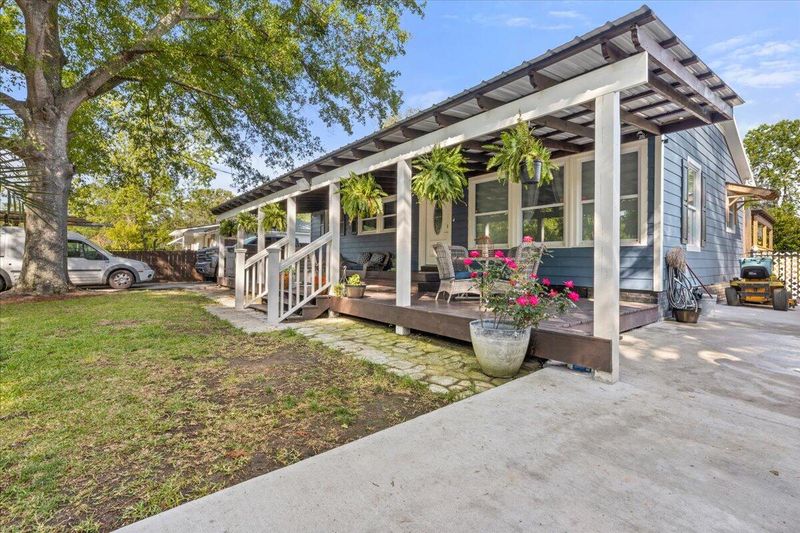 2329 Eagle Dr, Charleston, SC 29406