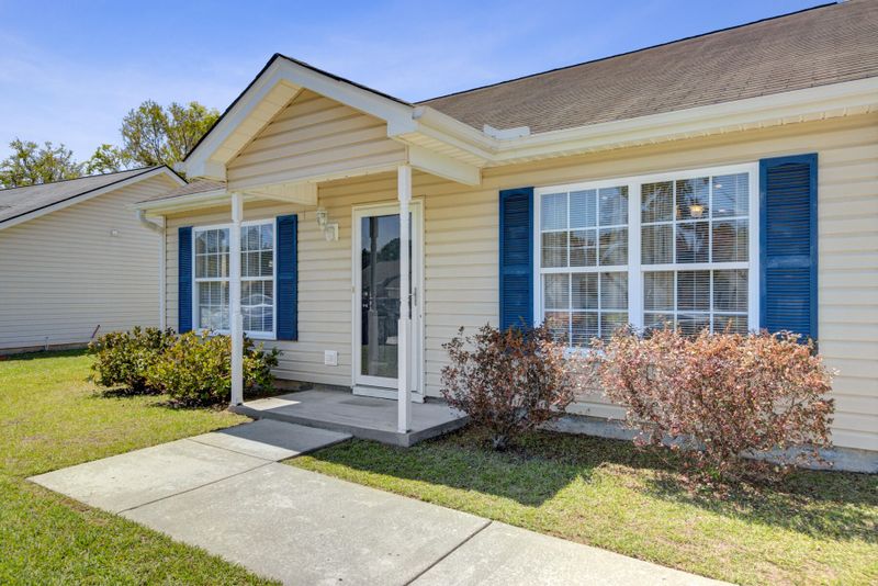 431 Stephanie Dr, Goose Creek, SC 29445