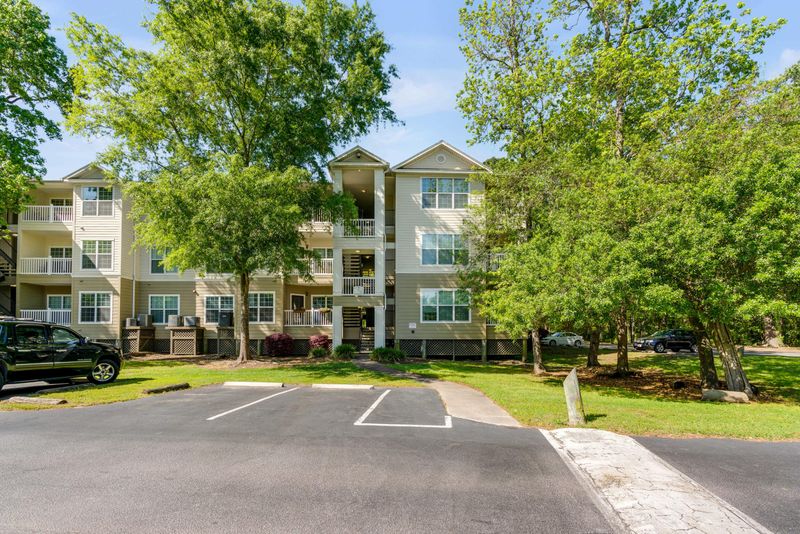 700 Daniel Ellis Dr #2105, Charleston, SC 29412
