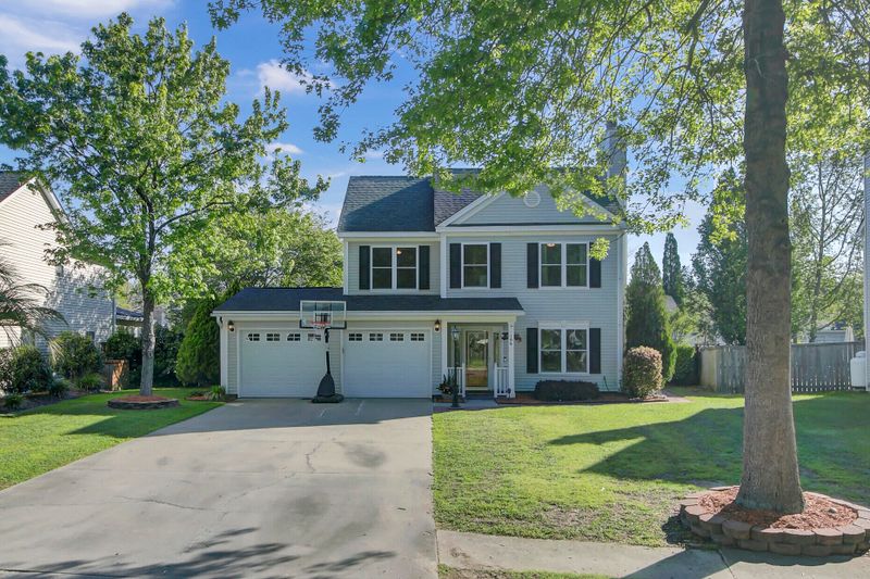 106 Hearthstone Cir, Goose Creek, SC 29445