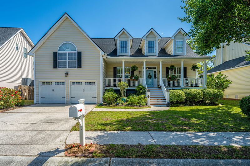 1468 Harborsun Dr, Charleston, SC 29412