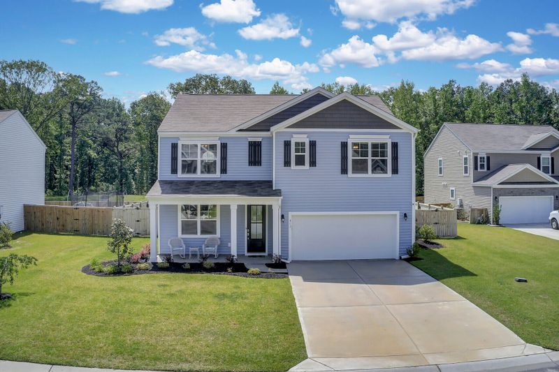 817 Neosho Ct, Moncks Corner, SC 29461