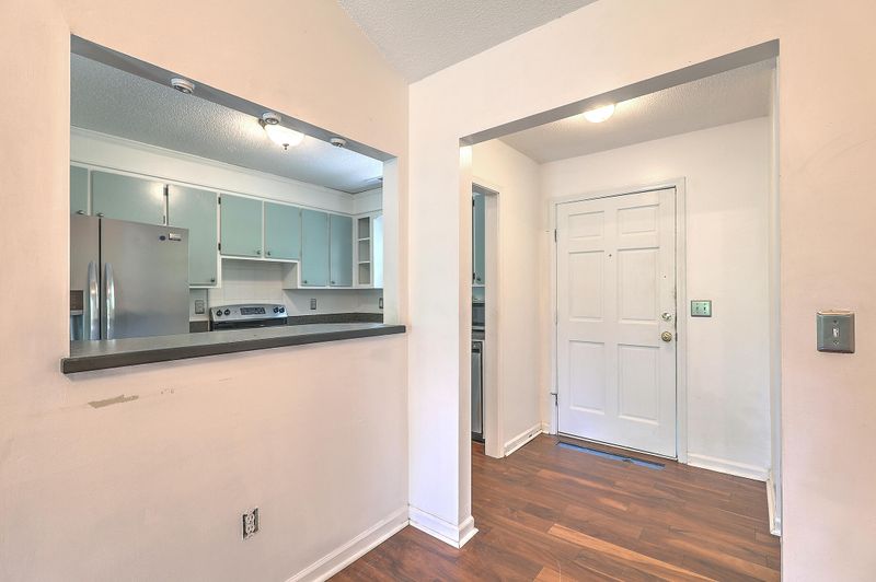 1154 Oxbow Dr, Charleston, SC 29412