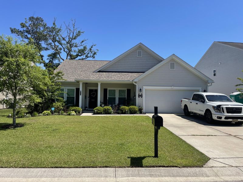 6005 Begonia Way, Hanahan, SC 29410