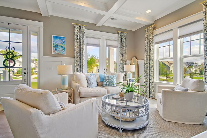 2980 Yachtsman Dr, Mount Pleasant, SC 29466