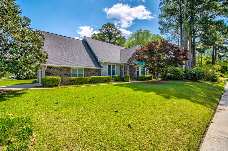 2211 Forest Lakes Blvd, Charleston, SC 29414