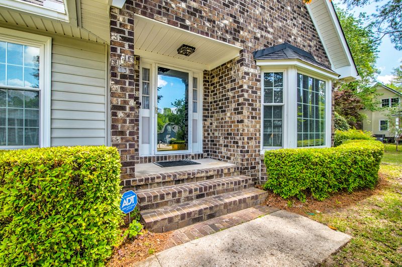 2211 Forest Lakes Blvd, Charleston, SC 29414