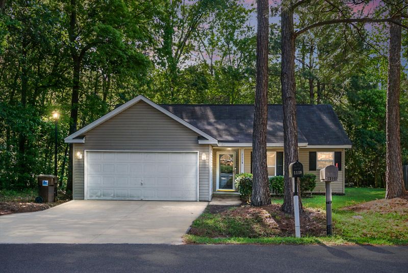 1118 Huger St, Moncks Corner, SC 29461