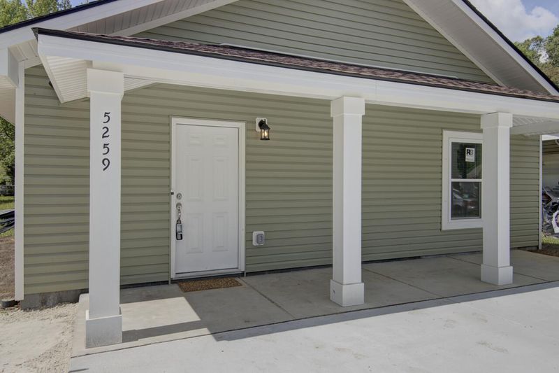 2538 Highpoint Dr, North Charleston, SC 29406