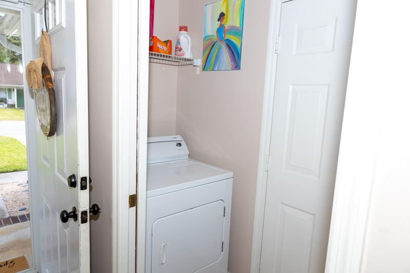 151 Chandler Dr, Ladson, SC 29456