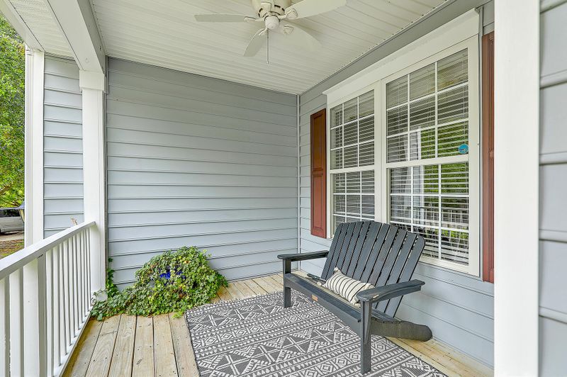 1208 Palmetto Peninsula Dr, Mount Pleasant, SC 29464