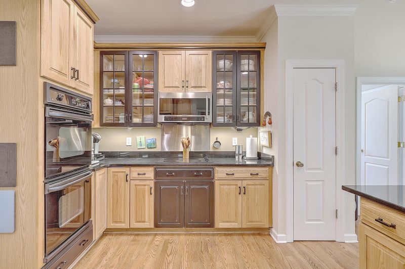1208 Palmetto Peninsula Dr, Mount Pleasant, SC 29464