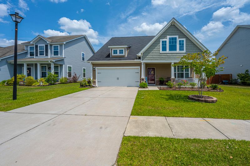 316 Legendres Dr, Goose Creek, SC 29445