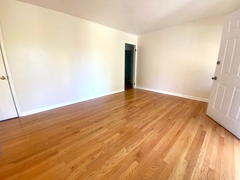 1850 Westfield Rd, Charleston, SC 29407