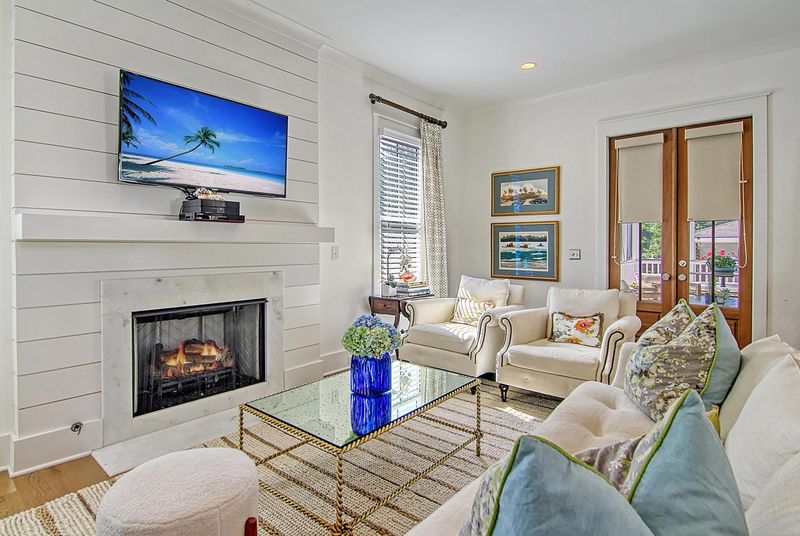 744 Eagle St, Mount Pleasant, SC 29464