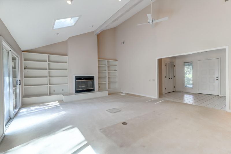 2510 Otter Ln, Seabrook Island, SC 29455