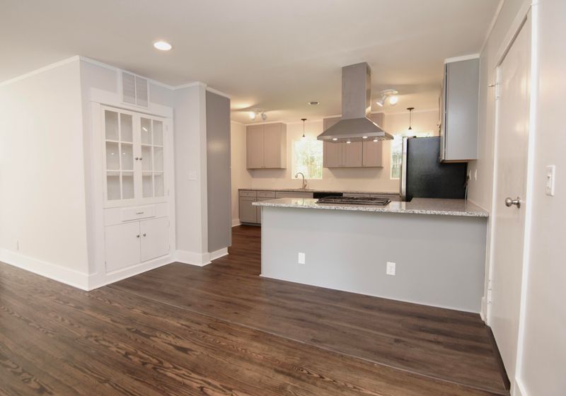 4504 Overbrook Ave, North Charleston, SC 29405