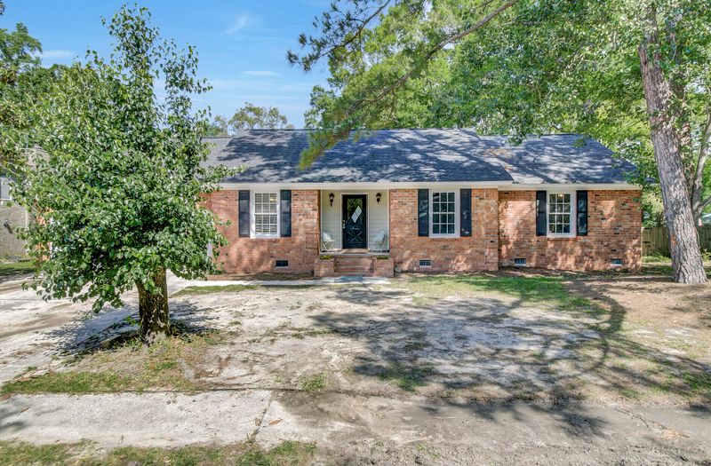 115 Durham Dr, Goose Creek, SC 29445