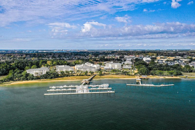 345 Longshore St #942, Daniel Island, SC 29492