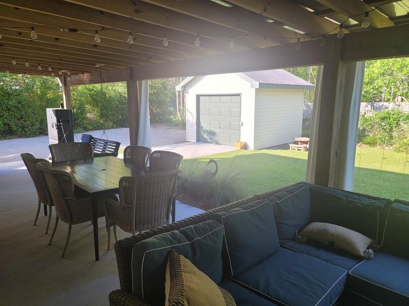 112 Pickett Ct, Summerville, SC 29486
